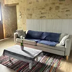 Maisonnette Avec Terrasse De La Bellue *