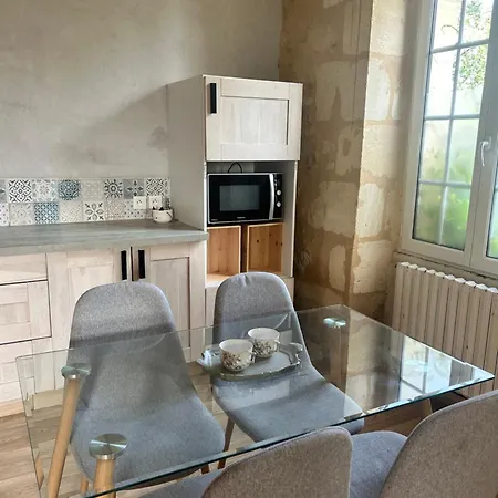 Maisonnette Avec Terrasse De La Bellue