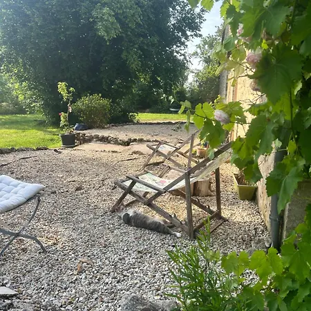 Maisonnette Avec Terrasse De La Bellue شقة