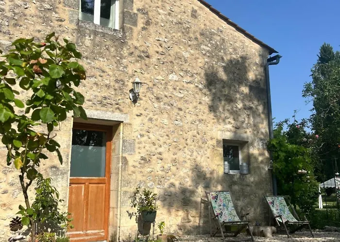 Maisonnette Avec Terrasse De La Bellue 公寓 Cézac