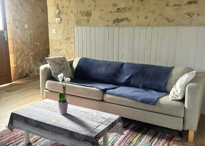 Maisonnette Avec Terrasse De La Bellue *